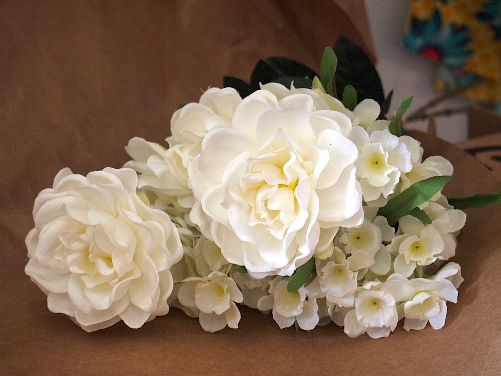 Do not be fooled: these are totally not real flowers - they are amazingly lifelike silk creations from Pany NY.